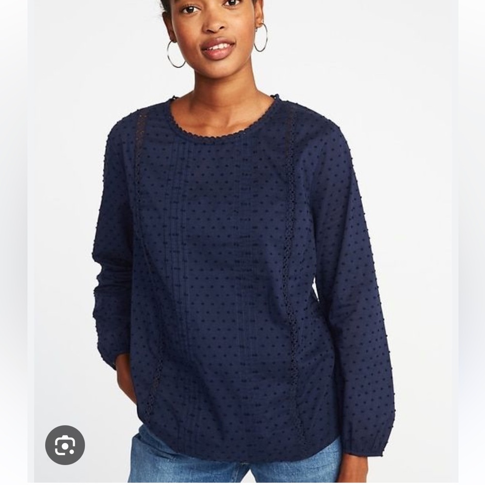 Old navy dot lace shirt